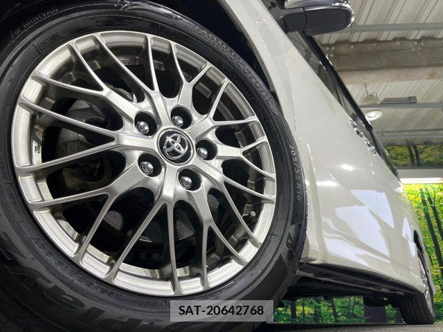 Toyota VOXY HYBRID 2021-06 8884596-12