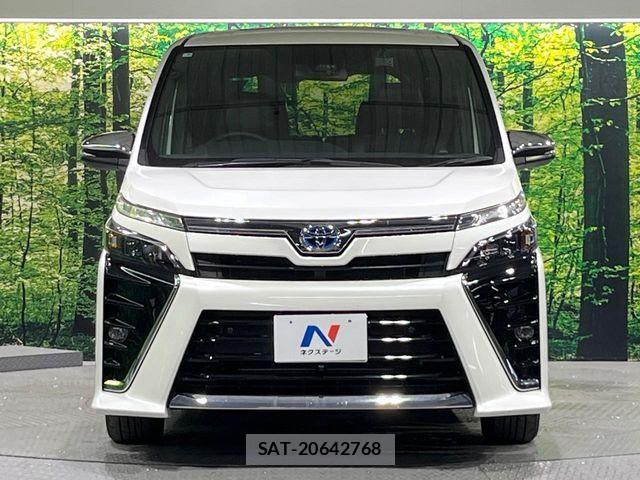 Toyota VOXY HYBRID 2021-06 8884596-13