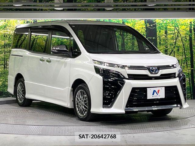 Toyota VOXY HYBRID 2021-06 8884596-15