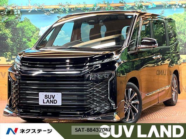 Toyota VOXY HYBRID 2022-06 8884586-0