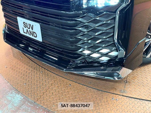 Toyota VOXY HYBRID 2022-06 8884586-2