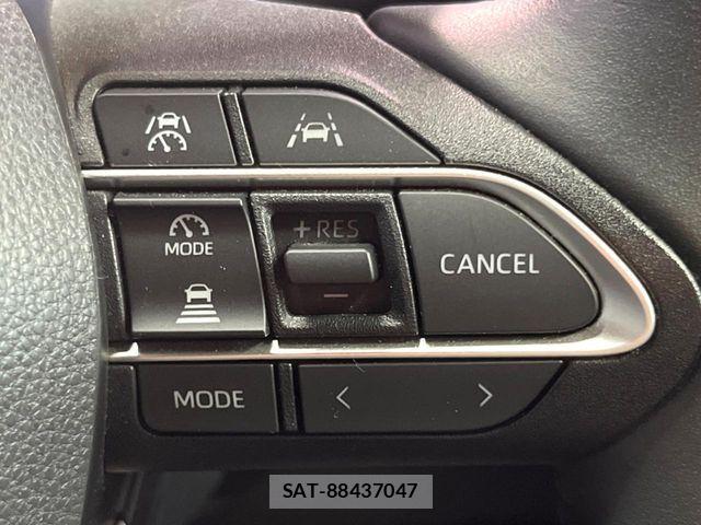 Toyota VOXY HYBRID 2022-06 8884586-7