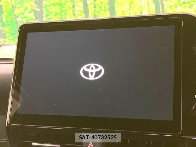 Toyota VOXY HYBRID 2023-08 8884594-2