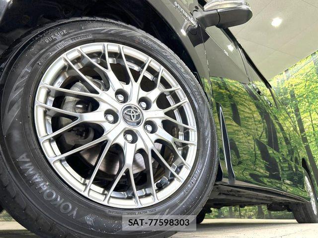 Toyota VOXY HYBRID 2018-01 8884598-13