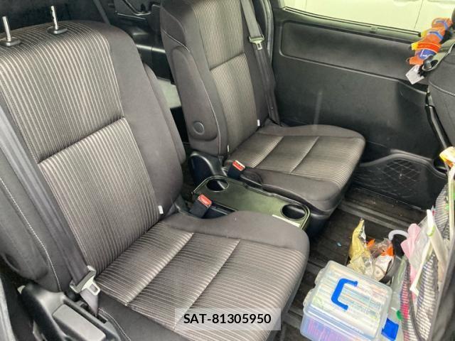 Toyota VOXY HYBRID 2019-12 8884599-20