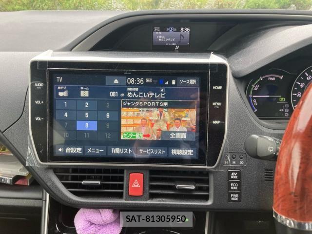 Toyota VOXY HYBRID 2019-12 8884599-23