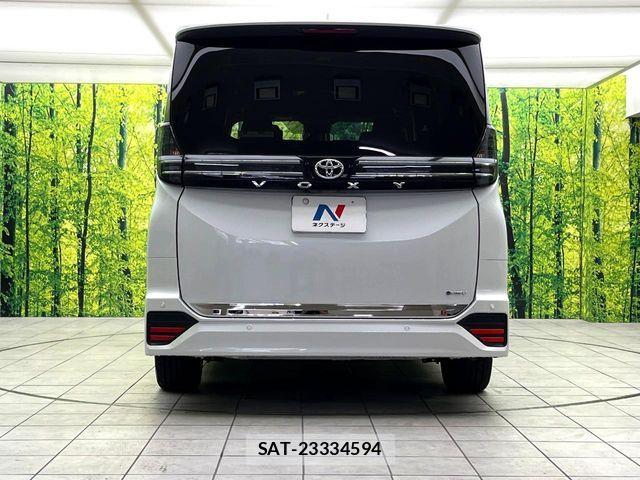 Toyota VOXY HYBRID 2025-10 8884587-15