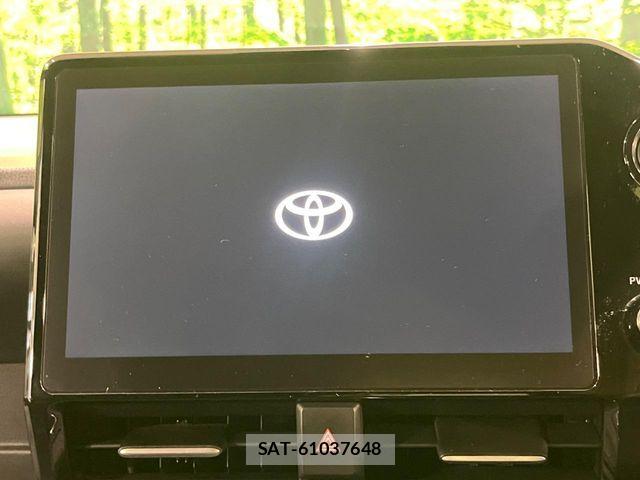 Toyota VOXY HYBRID 2023-10 8884591-3