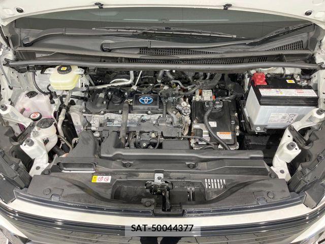 Toyota VOXY HYBRID 2024-09 8884588-17