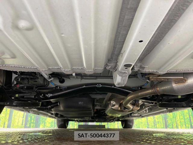 Toyota VOXY HYBRID 2024-09 8884588-18