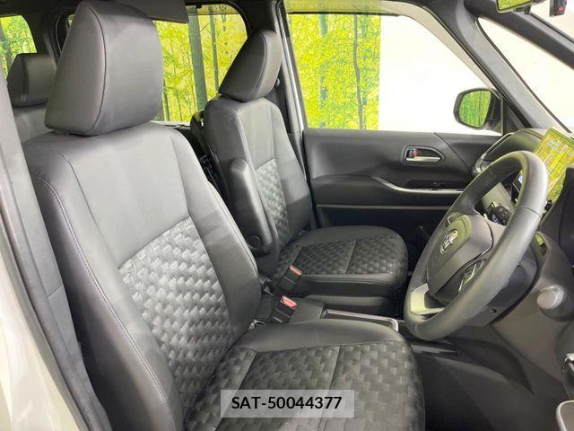Toyota VOXY HYBRID 2024-09 8884588-7