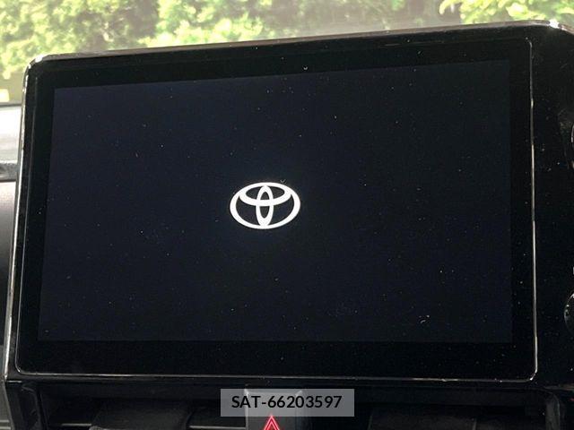 Toyota VOXY HYBRID 2023-11 8884590-4