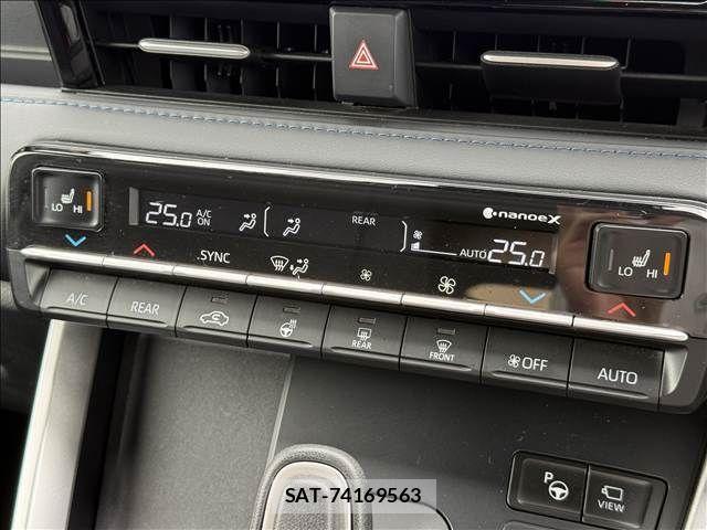 Toyota VOXY HYBRID 2022-09 1382134-13