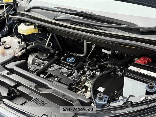 Toyota VOXY HYBRID 2022-09 1382134-19