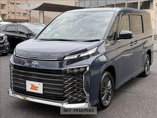 Toyota VOXY HYBRID 2022-09 1382134-21
