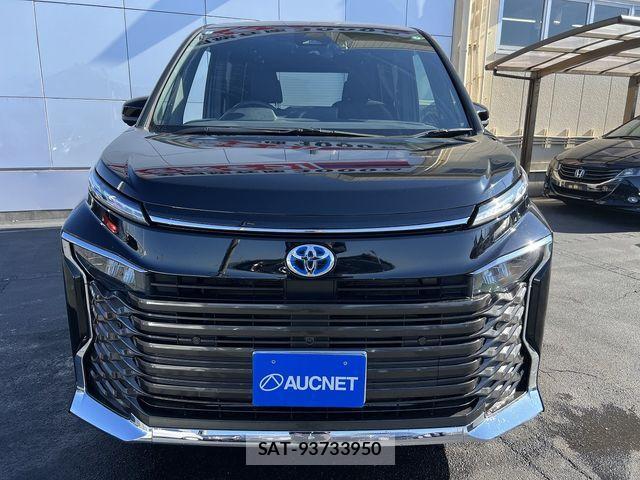 Toyota VOXY HYBRID 2023-09 2252861-1