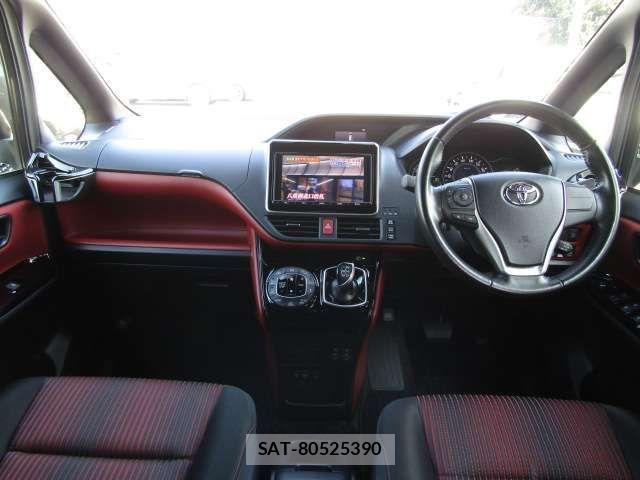 Toyota VOXY HYBRID 2017-07 4051653-6