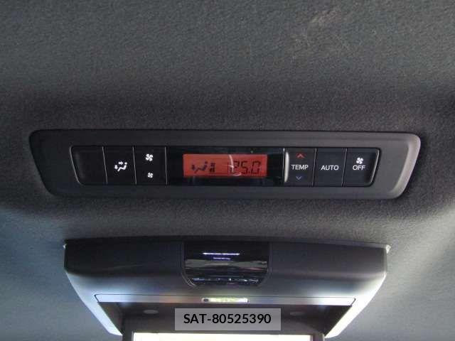 Toyota VOXY HYBRID 2017-07 4051653-7