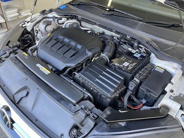 VolksWagen ARTEON 2021-09 3687652-17