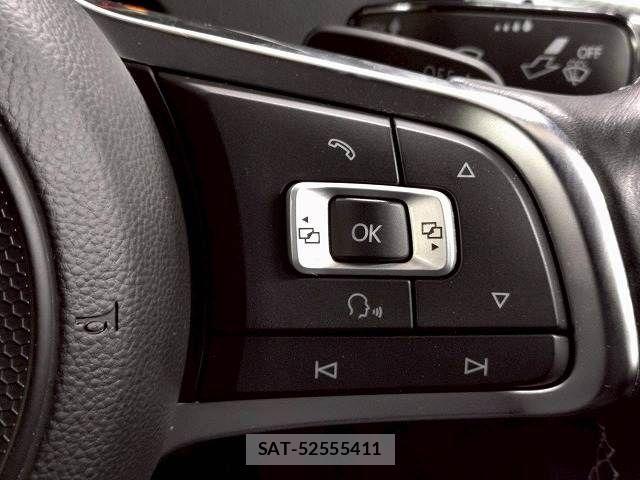 VolksWagen ARTEON 2018-03 4425004-5