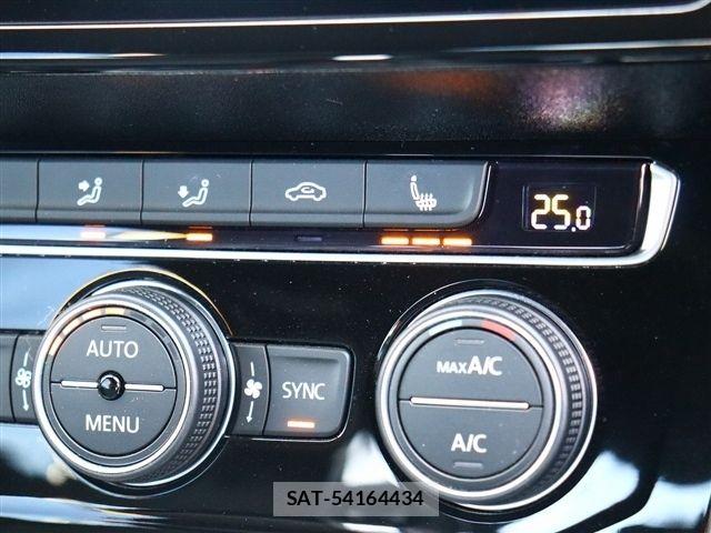 VolksWagen ARTEON 2019-02 4994216-15