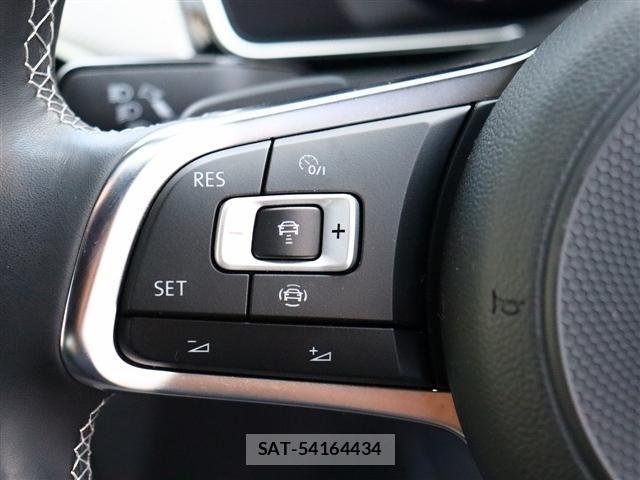 VolksWagen ARTEON 2019-02 4994216-22