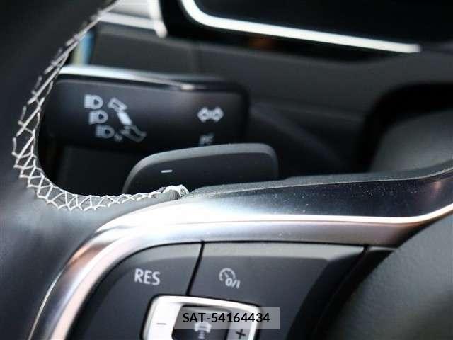 VolksWagen ARTEON 2019-02 4994216-23