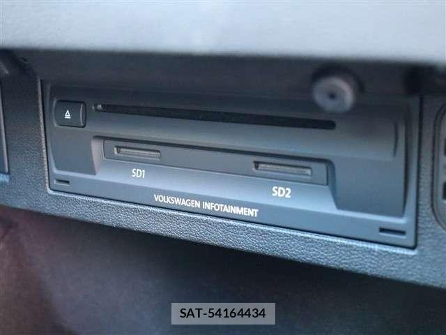 VolksWagen ARTEON 2019-02 4994216-28