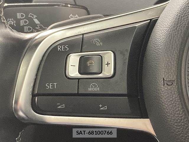 VolksWagen ARTEON 2018-10 5882732-9