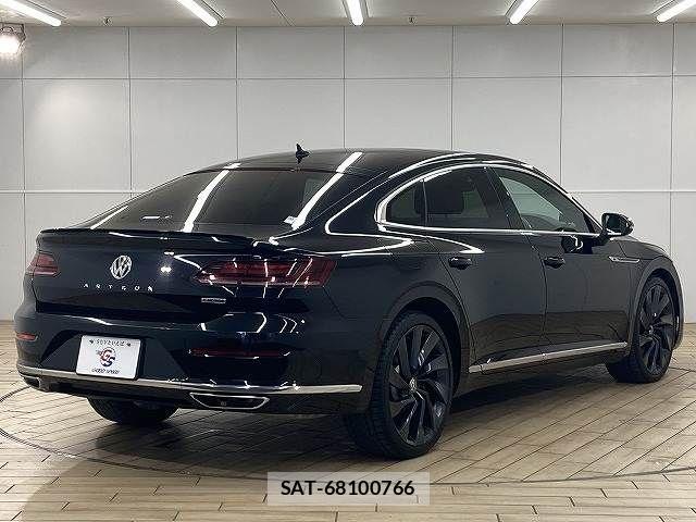 VolksWagen ARTEON 2018-10 5882732-16