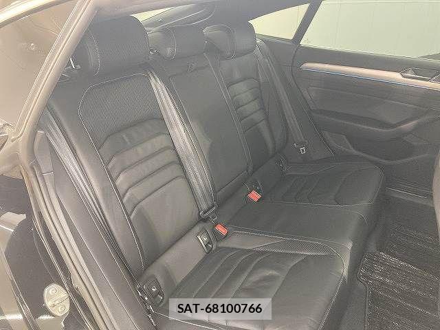 VolksWagen ARTEON 2018-10 5882732-5