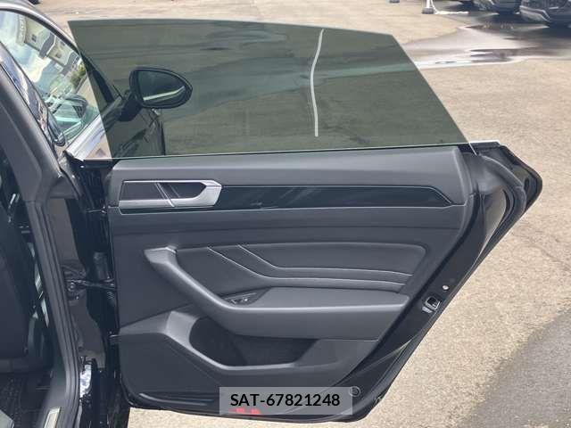 VolksWagen ARTEON 2023-07 6023019-16