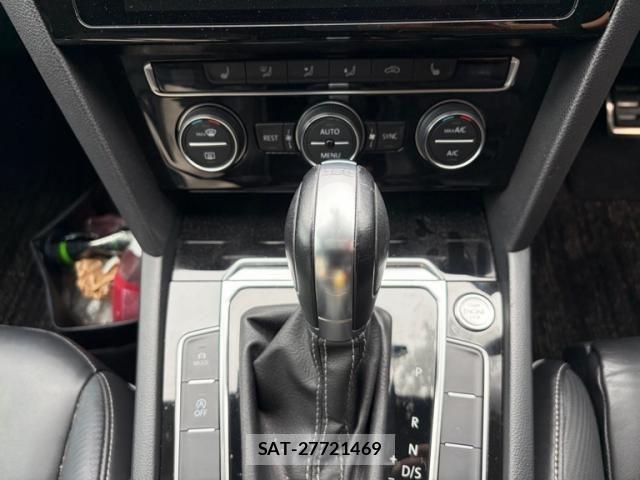 VolksWagen ARTEON 2018-08 7227073-13