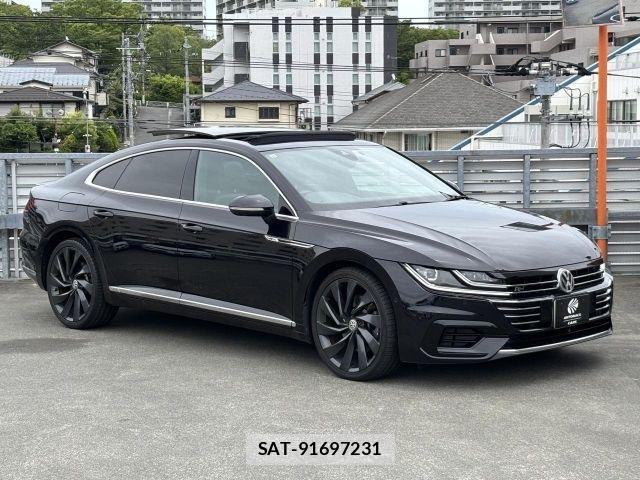 VolksWagen ARTEON 2017-11 7252830-20