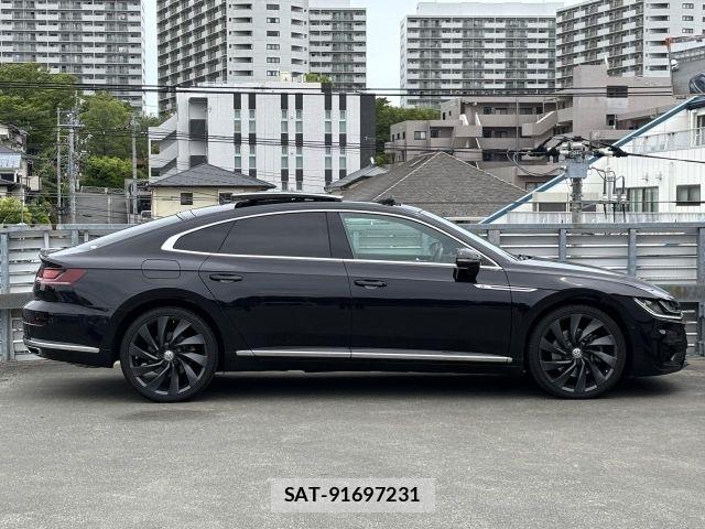 VolksWagen ARTEON 2017-11 7252830-21