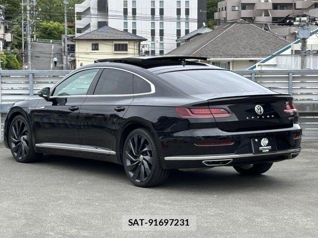 VolksWagen ARTEON 2017-11 7252830-23