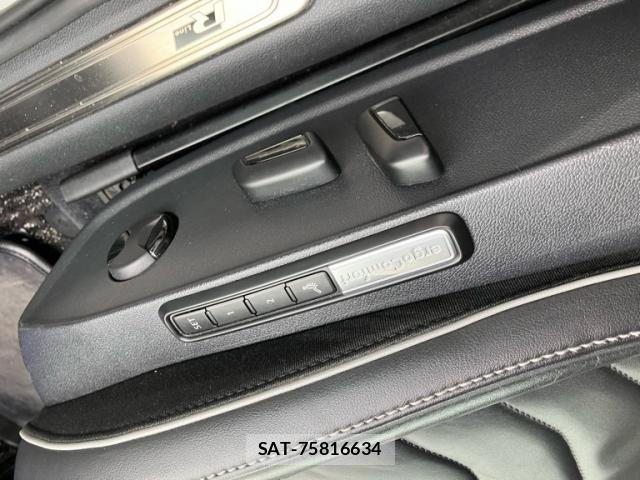VolksWagen ARTEON 2019-10 7563078-10