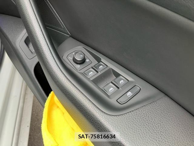 VolksWagen ARTEON 2019-10 7563078-11
