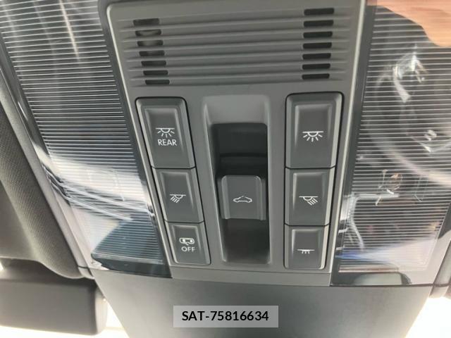 VolksWagen ARTEON 2019-10 7563078-14