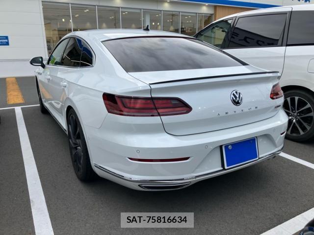 VolksWagen ARTEON 2019-10 7563078-2