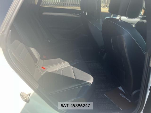 VolksWagen ARTEON 2018-03 7730688-9