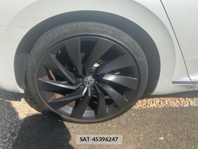 VolksWagen ARTEON 2018-03 7730688-15