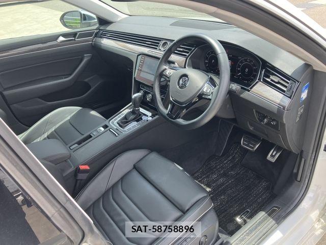 VolksWagen ARTEON 2019-07 8039152-1