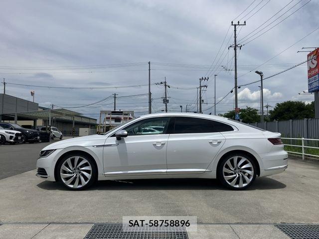 VolksWagen ARTEON 2019-07 8039152-4