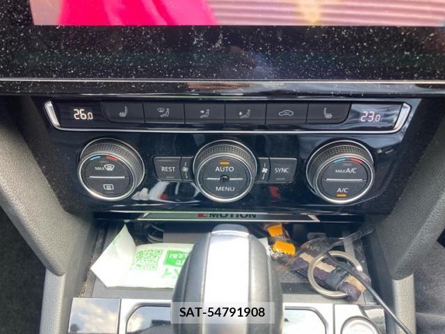 VolksWagen ARTEON 2018-09 8039156-20