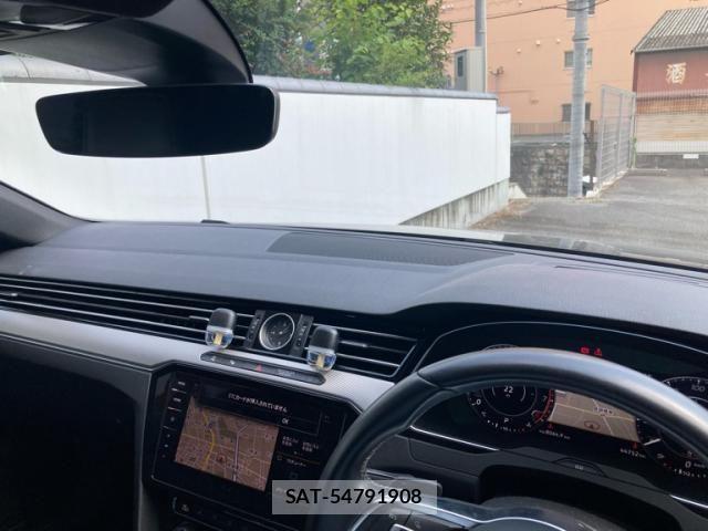 VolksWagen ARTEON 2018-09 8039156-23