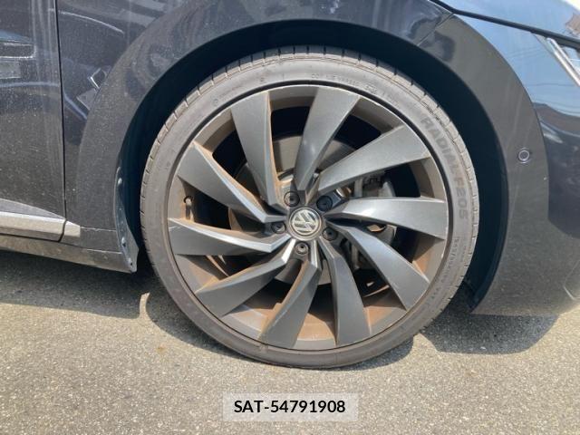 VolksWagen ARTEON 2018-09 8039156-2