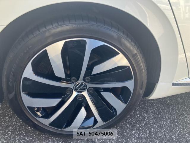 VolksWagen ARTEON 2023-09 8102684-6