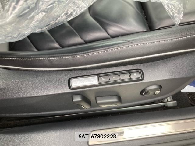 VolksWagen ARTEON 2020-09 8232378-13