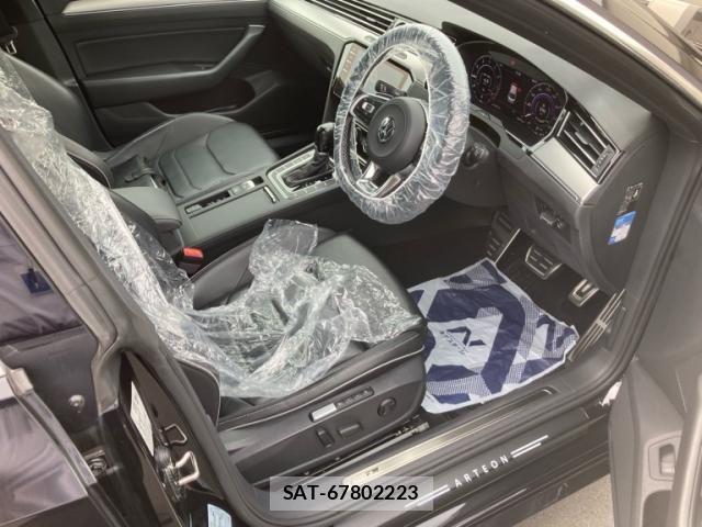 VolksWagen ARTEON 2020-09 8232378-14